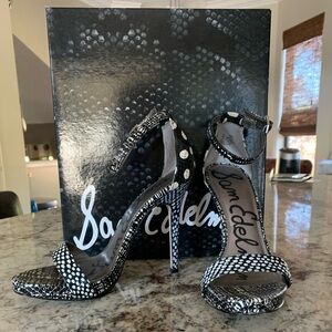 Sam Edelman 7M black/white textured leather pump